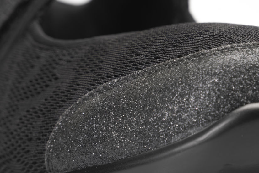FLY - Image 4